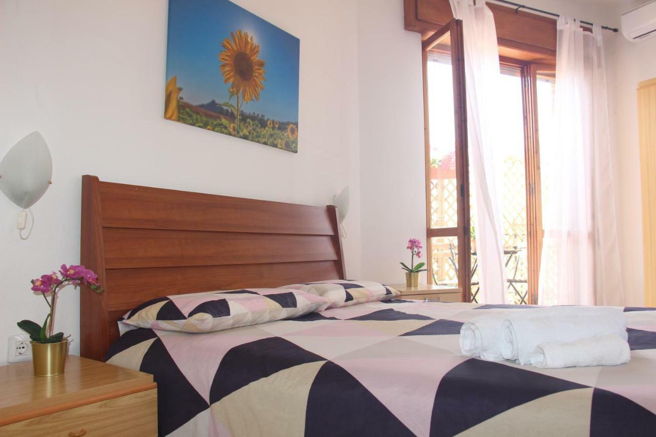 Gottardo Bed & Breakfast Monserrato Eksteriør bilde